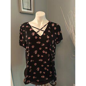 Koltigh Womens Black Floral Crisscross Neckline Short Sleeve Top XL Fashion